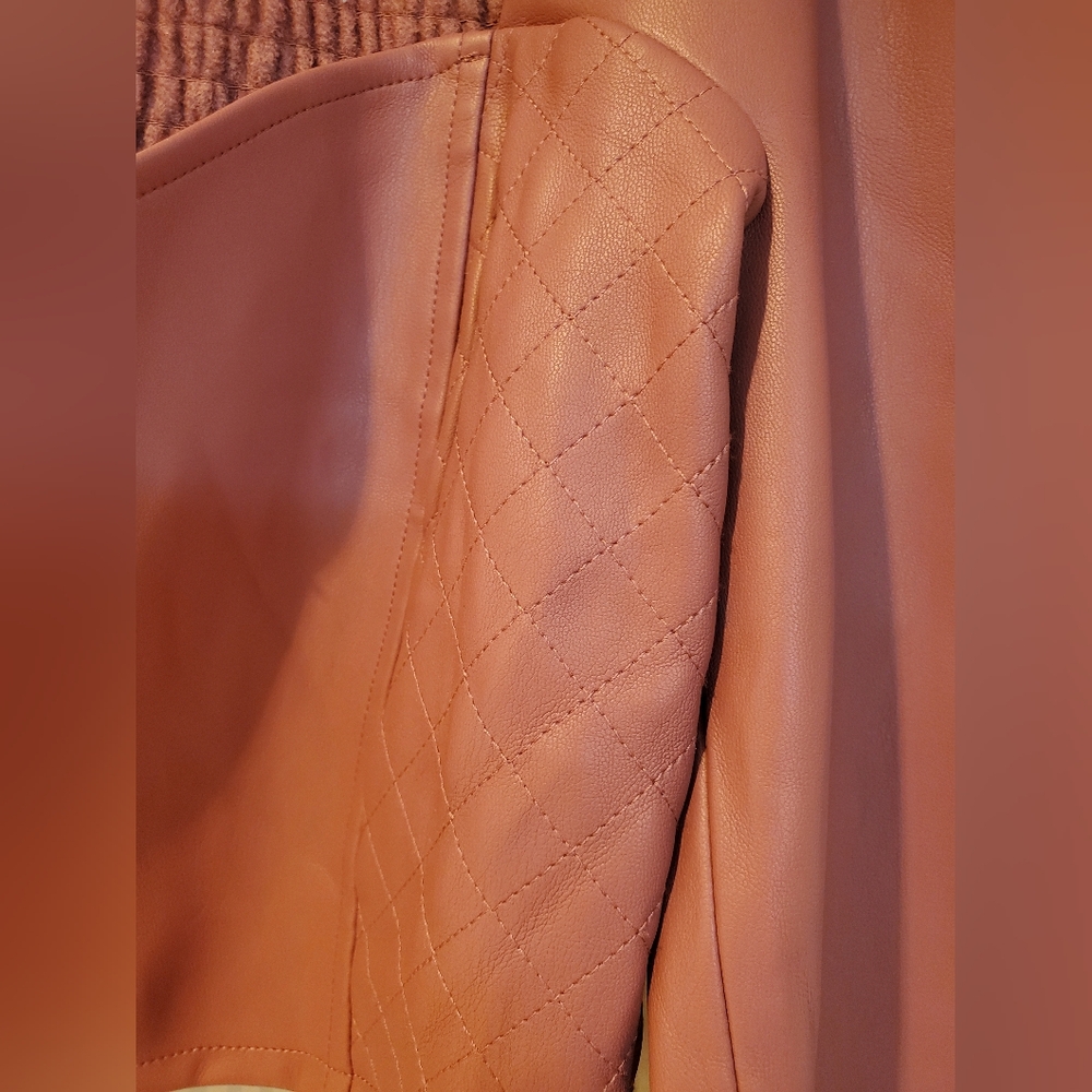 ZARA FAUX LEATHER CROP TOP PUFF SLEEVES Small Mauve NWT - Picture 4 of 12